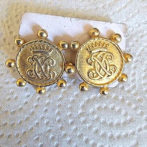 Vintage ANNE KLEIN Signed Matte Gold tone Coat of Arms Post Earrings Couture